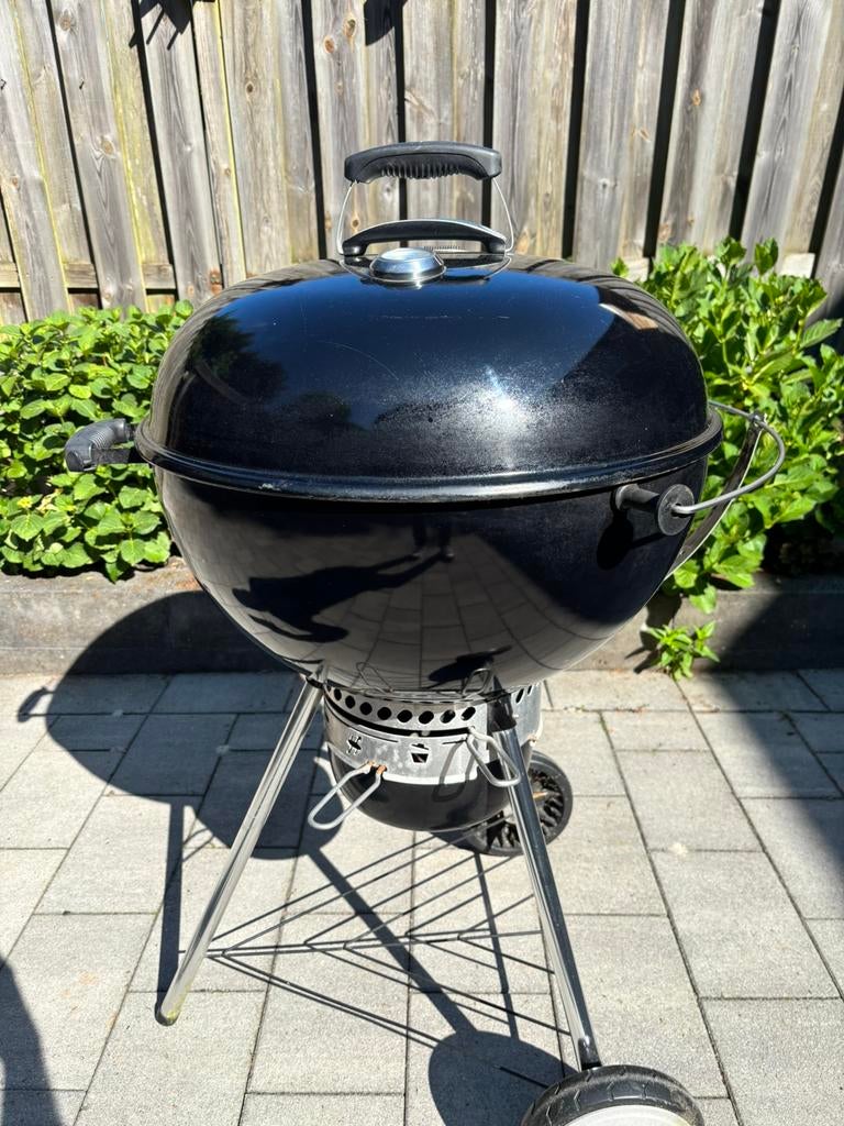 Weber mastertouch met gbs rooster, hoes en starter, Ophalen, Zo goed als nieuw