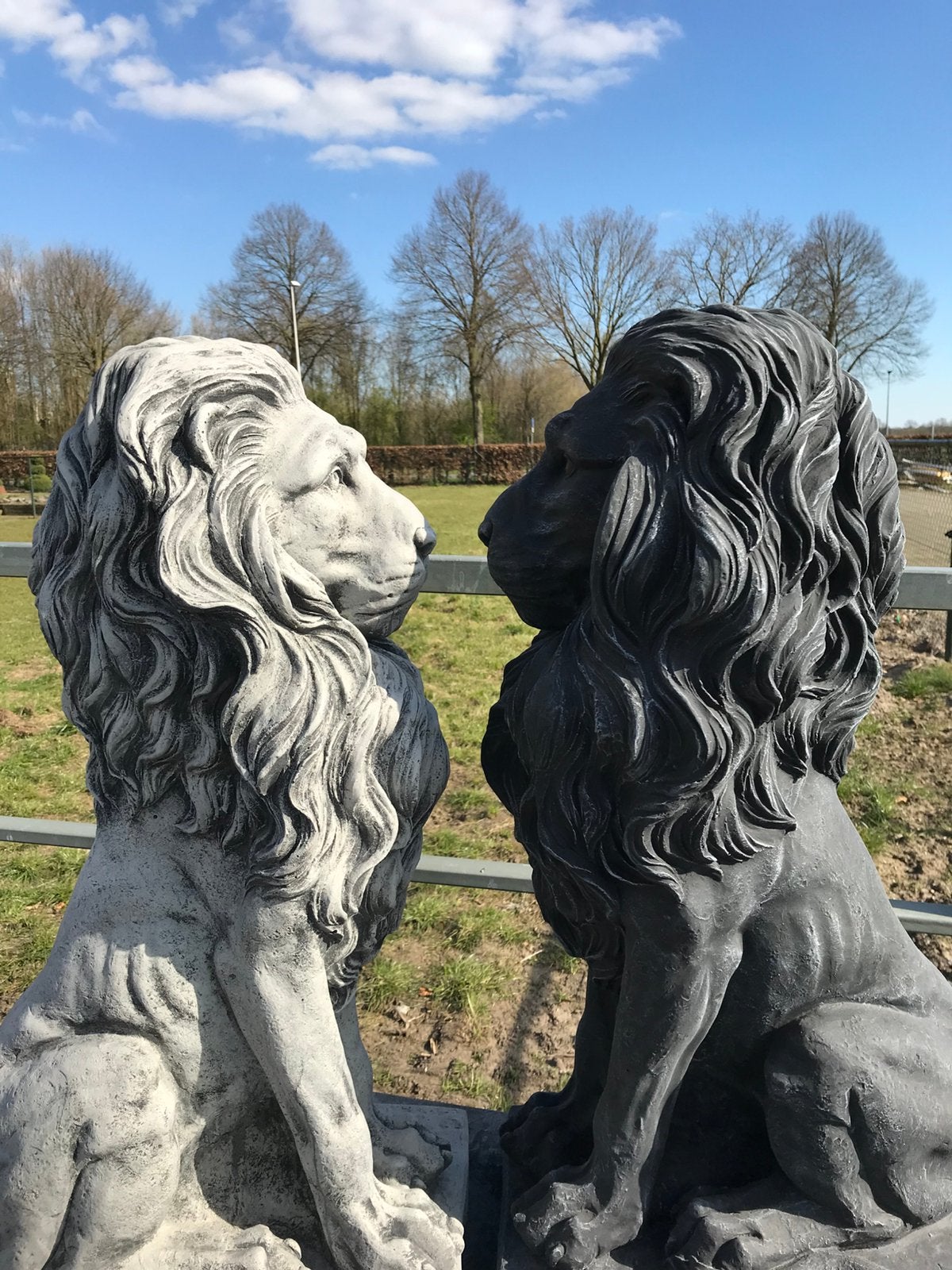 ‼️Leeuw 80cm Leeuwen Leeuwenpaar Leeuwentje Tijger Leeuw‼️, Tuin en Terras, Tuinbeelden, Ophalen of Verzenden, Nieuw, Beton, Dierenbeeld