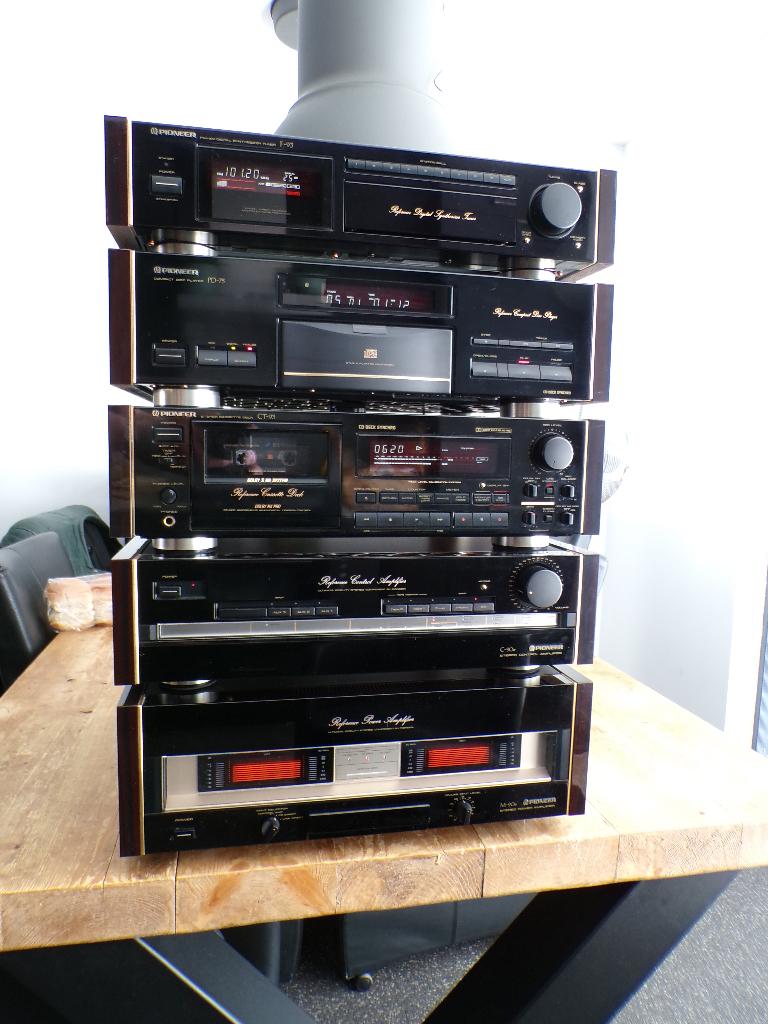 Zeer exclusieve en complete High-End Pioneer Urushi set!, Tuner of Radio, Losse componenten, Zo goed als nieuw, Ophalen