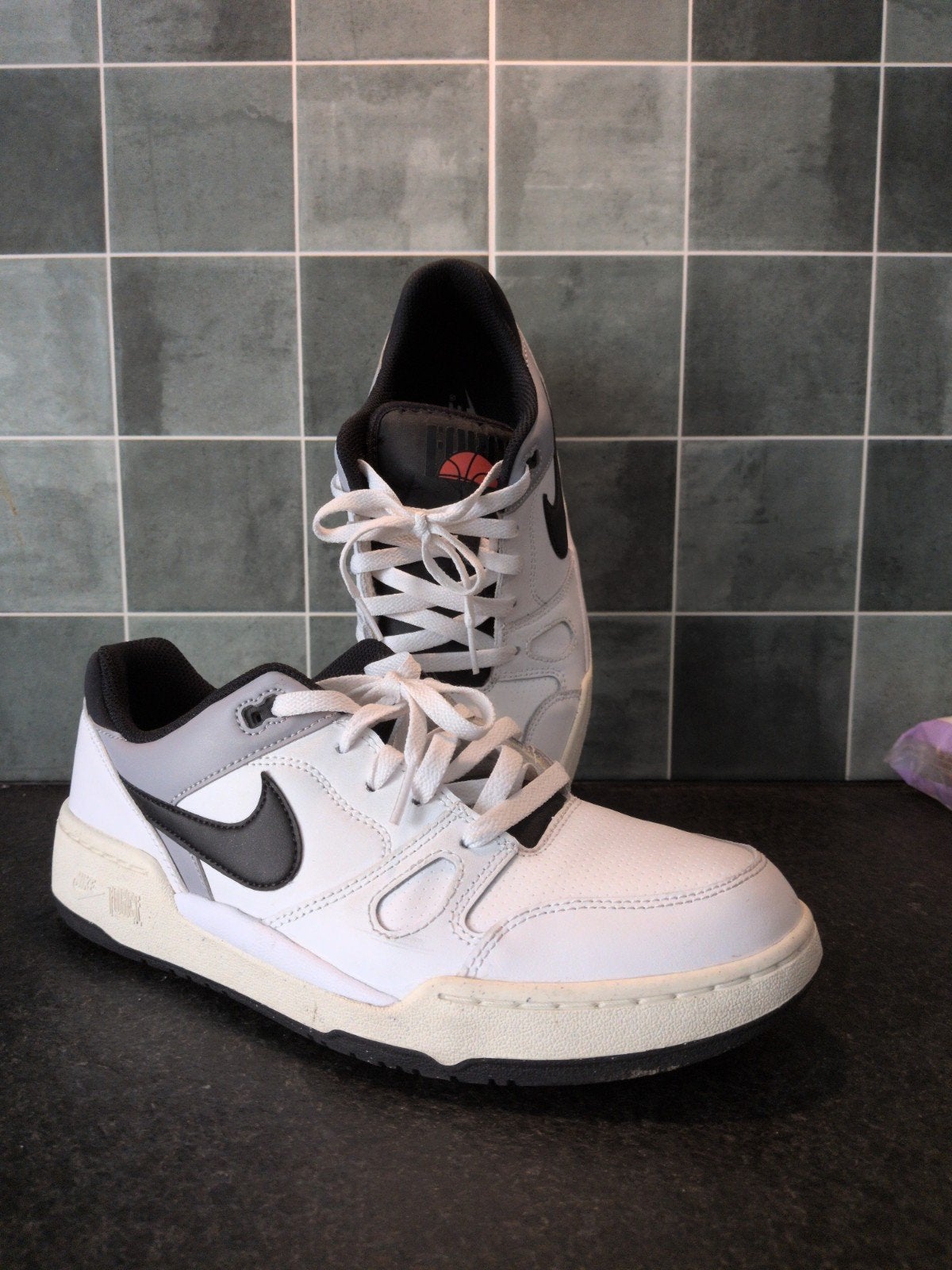 Nike Force Sneakers - Maat 42,5 - Zo goed als nieuw, Wit, Nike, Ophalen of Verzenden, Sneakers of Gympen