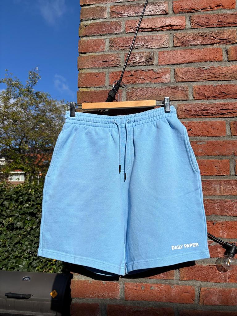 Jogging short Daily Paper, zachtblauw, maat S, Ophalen of Verzenden, Gedragen, Maat 48/50 (M), Blauw