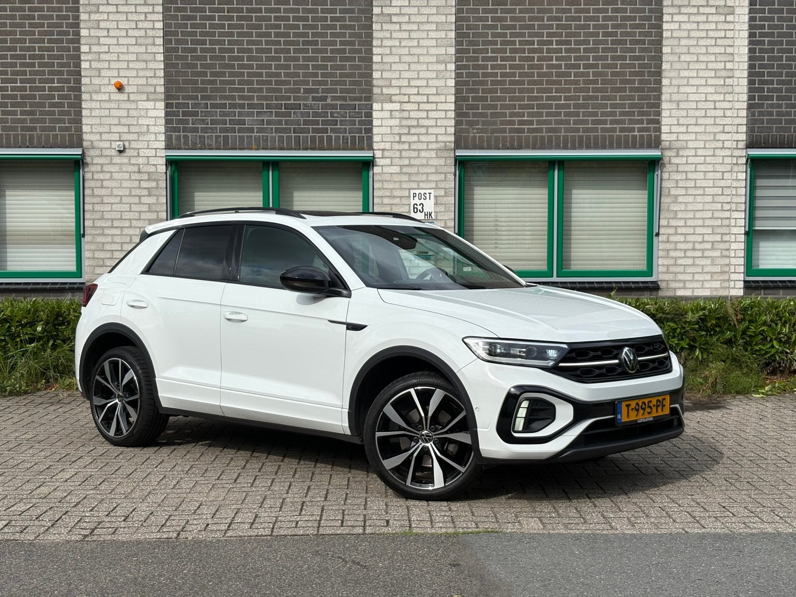 Volkswagen T-Roc | 1.5 TSI | 3X R-Line | 7-DSG | 2022 | Vol!, Auto's, Volkswagen, 15 km/l, 1498 cc, Wit, 1253 kg