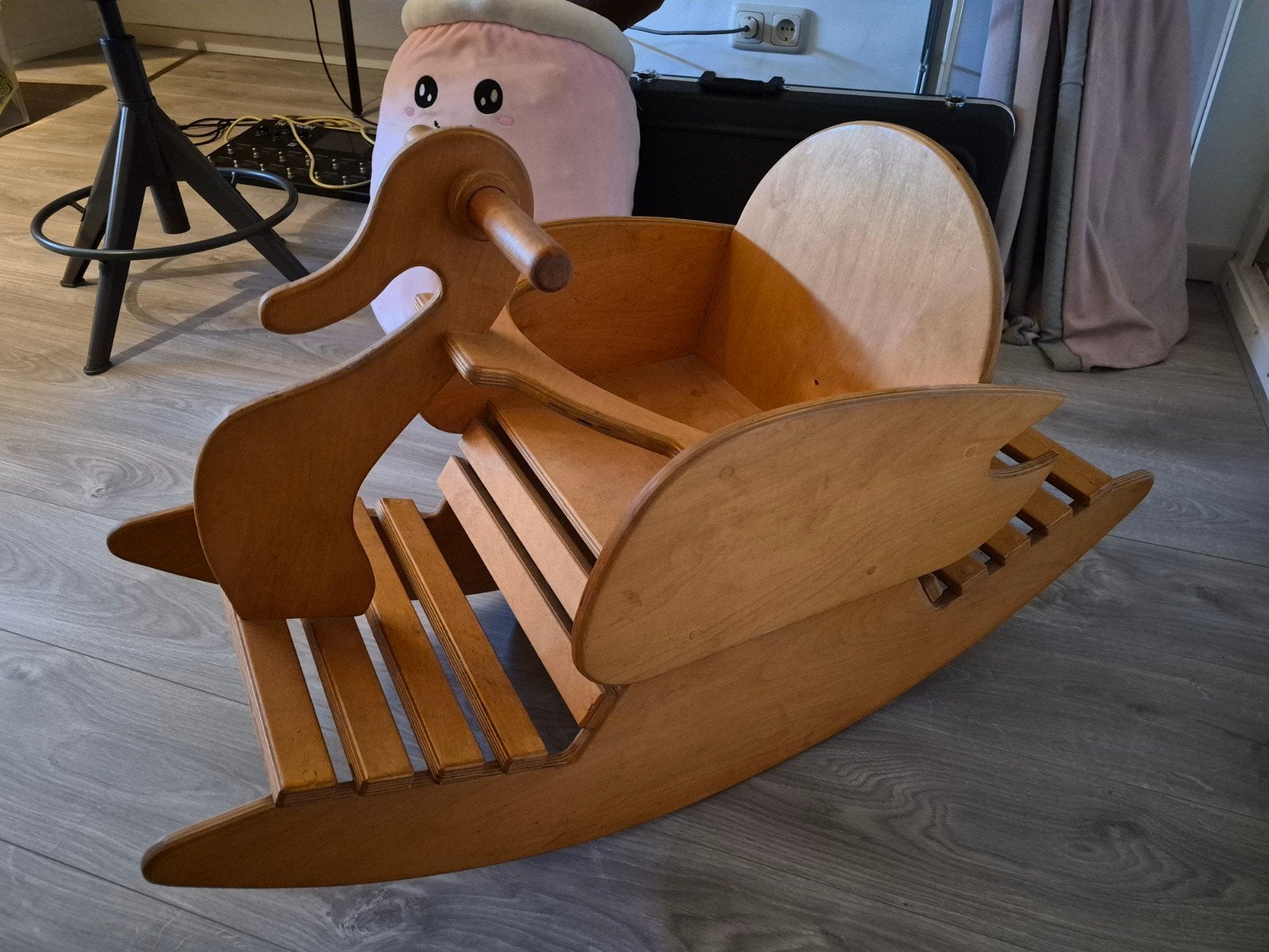 Houten schommelspeelgoed eend - Zo goed als nieuw, Ophalen of Verzenden, Zo goed als nieuw, Rij- of Hobbelspeelgoed