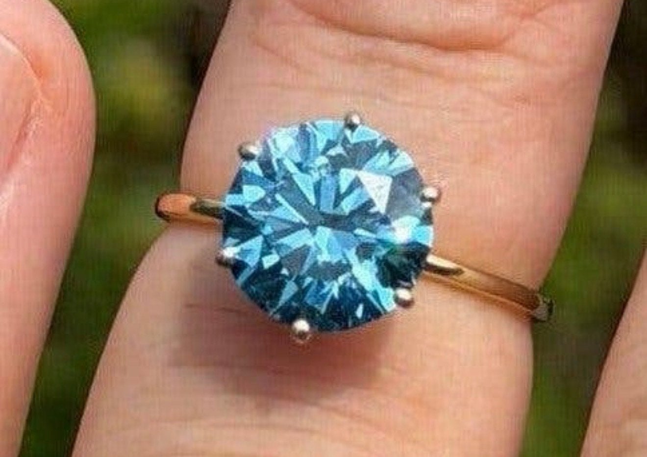 Gouden ring Vivid Blue diamant 3.51ct! retailwaarde €6200!, Nieuw, Ophalen of Verzenden, 17 tot 18, Met edelsteen
