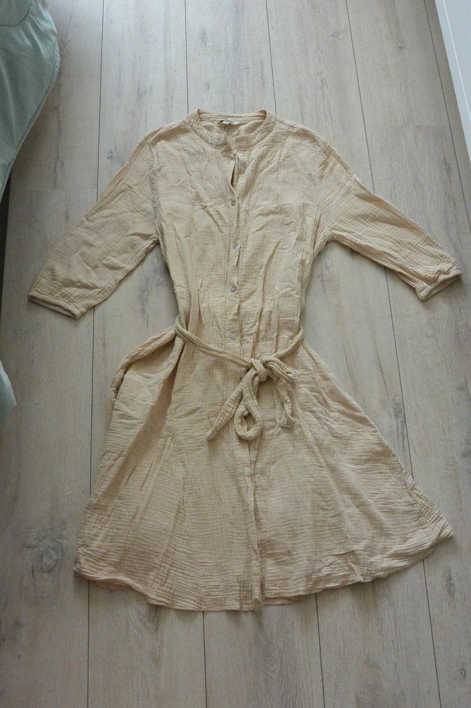 Zomerse beige jurk van Raizzed, maat S, Kleding | Dames, Beige, Raizzed, Ophalen of Verzenden, Zo goed als nieuw