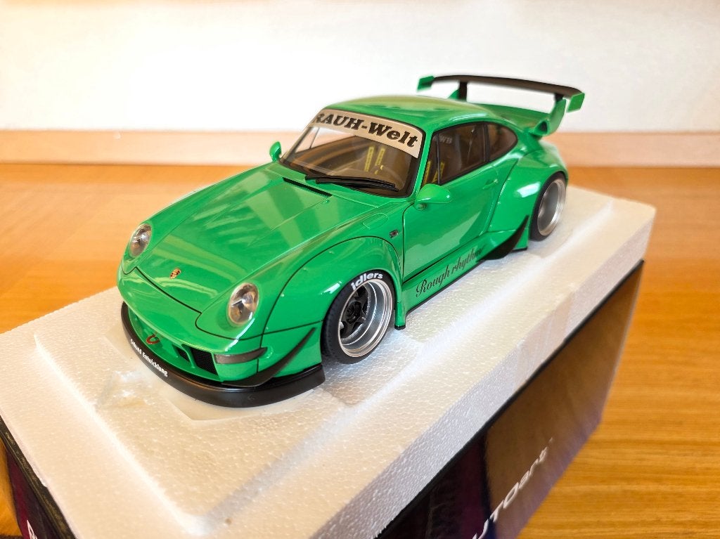 1:18 Porsche 911 993 RWB AUTOart Green, Verzenden, Zo goed als nieuw, Auto, Autoart
