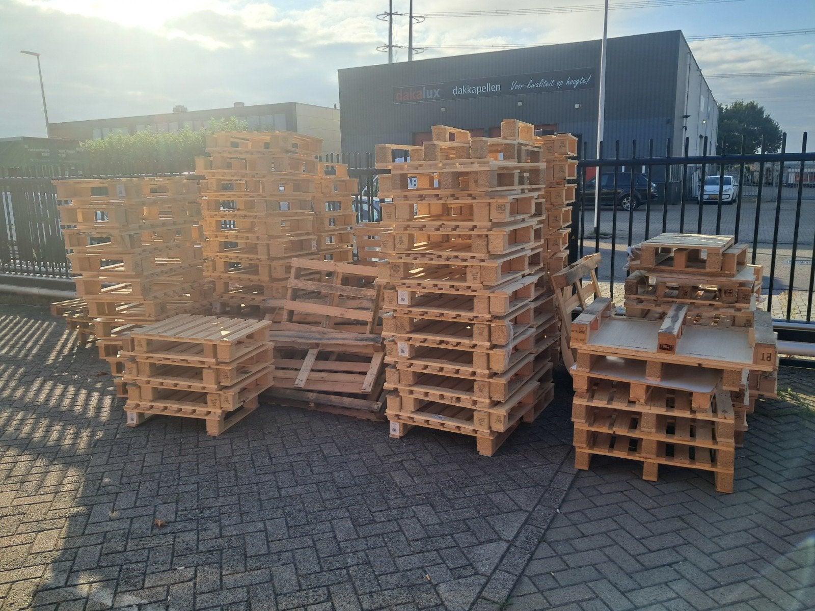 Gratis oud hout en gebruikte pallets af te halen Zoetermeer, Ophalen, Gebruikt, Pallet