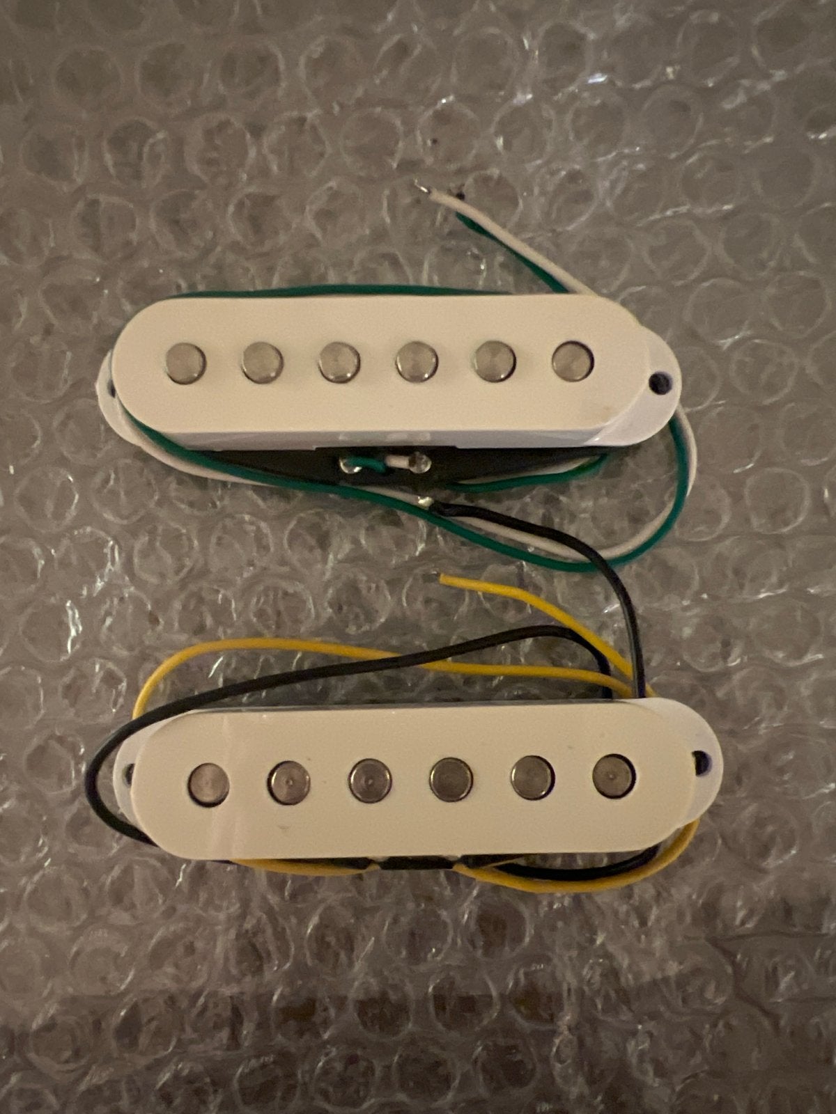 Squier Stratocaster Pickup Set Wit Pickguard 2020 Keramisch, Ophalen, Gebruikt, Overige typen, Met (piezo-)element