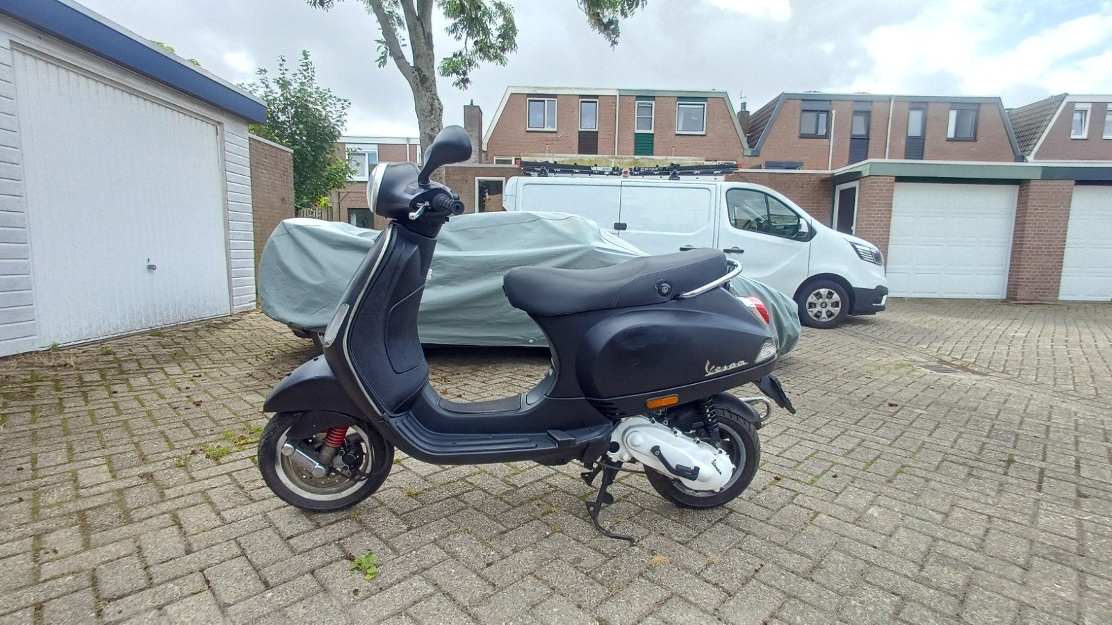 vespa lx 70cc, Fietsen en Brommers, Scooters | Overige merken, Ophalen, Tweetakt, Gebruikt, 70 cc