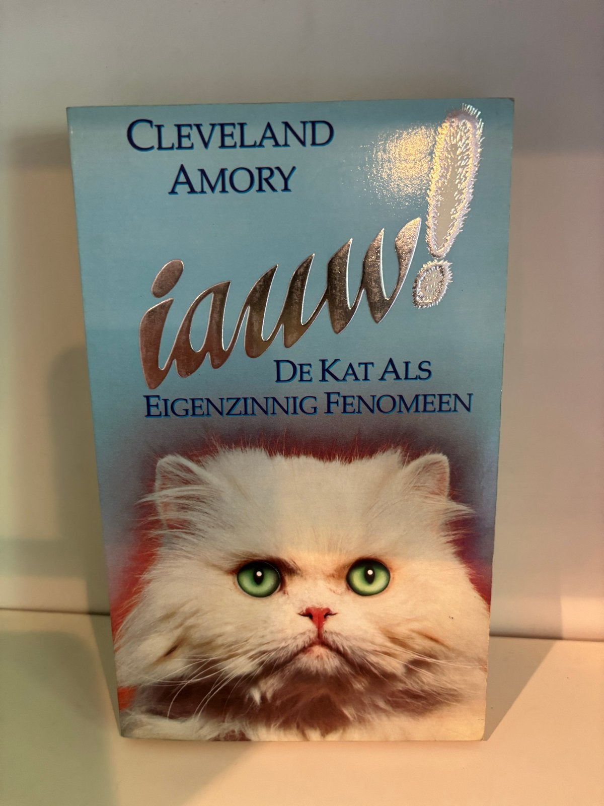 Miauw! De Kat Als Eigenzinnig Fenomeen - Cleveland Amory, Ophalen of Verzenden, Gelezen, Katten