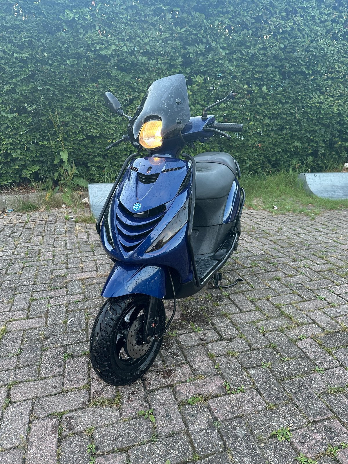 Piaggio Zip 4 iget 2019, Fietsen en Brommers, Scooters | Piaggio, Zo goed als nieuw, Zip, Maximaal 45 km/u, Benzine, Ophalen