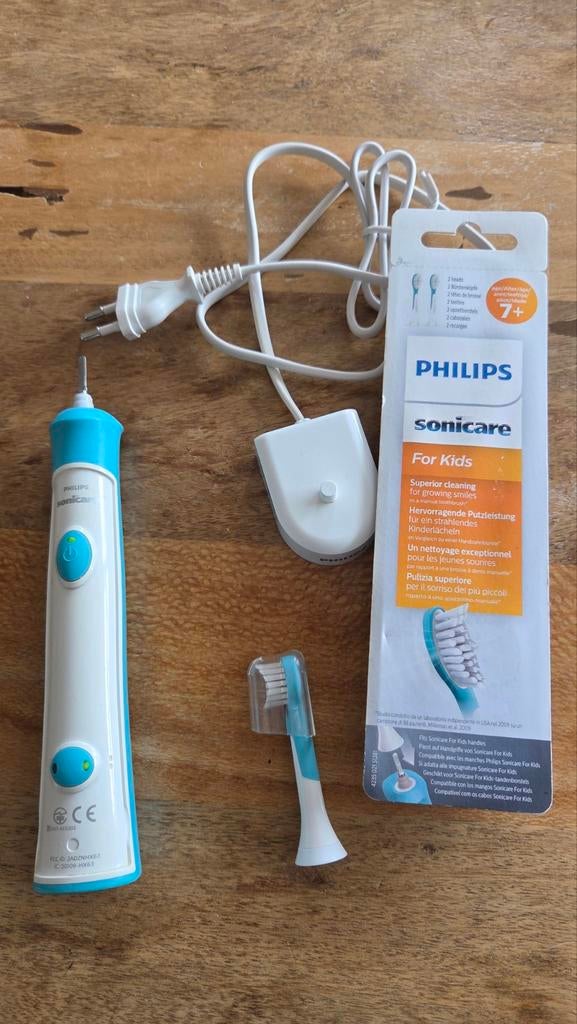 Philips Sonicare For Kids met 3 nieuwe opzetborstels, Ophalen of Verzenden, Gebruikt, Mondverzorging