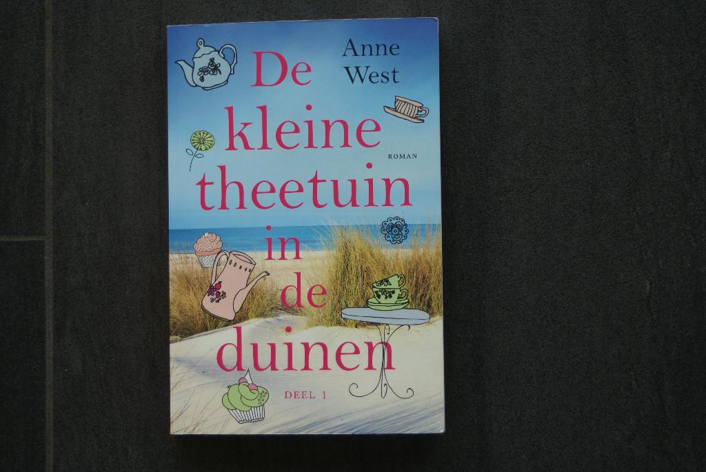 De KLEINE THEETUIN in de DUINEN... Anne West.. (2021), Boeken, Ophalen of Verzenden, Zo goed als nieuw, Anne West