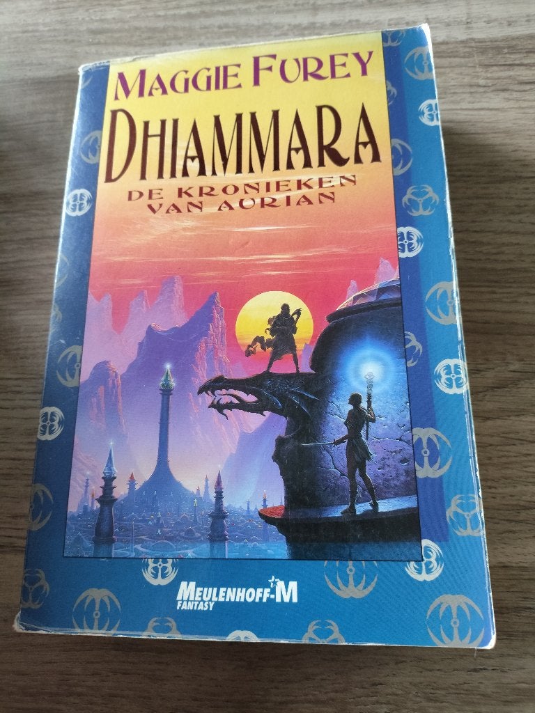 Maggie Furey Dhiammara in nette staat, Boeken, Ophalen of Verzenden, Zo goed als nieuw