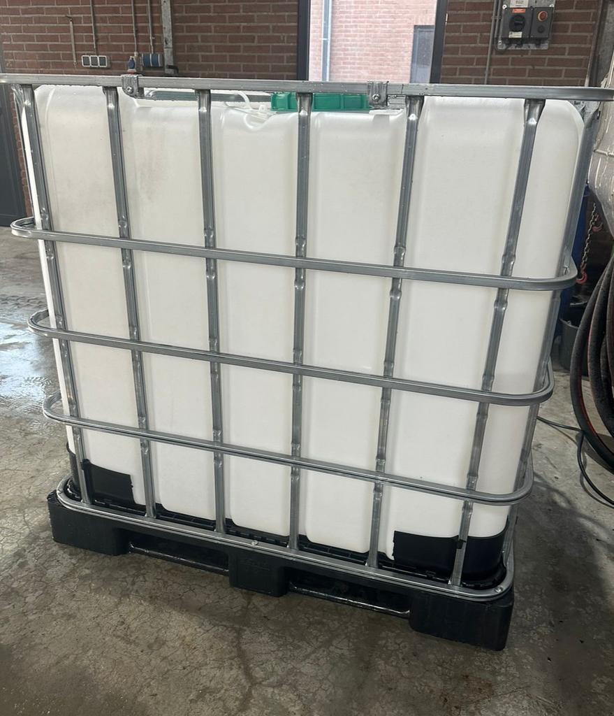 IBC containers 1000 liter, 150 liter of meer, Ophalen, Zo goed als nieuw