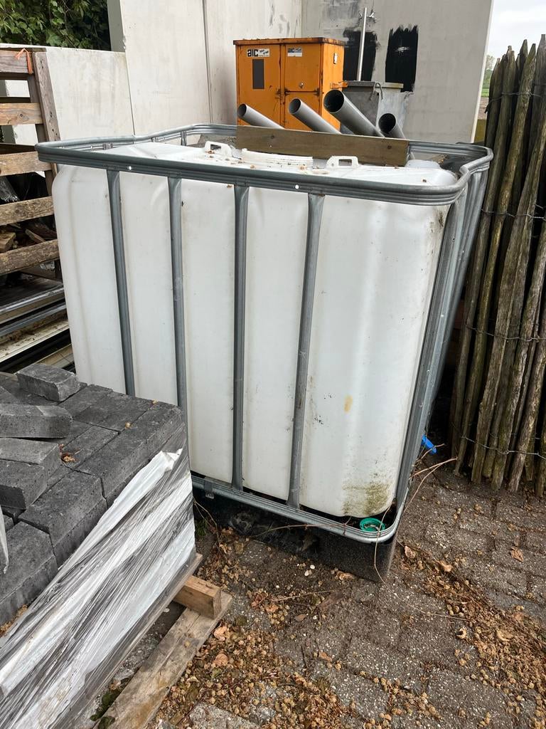 IBC vat met gat, Tuin en Terras, Regentonnen, Ophalen, Kunststof, Met kraantje, 150 liter of meer