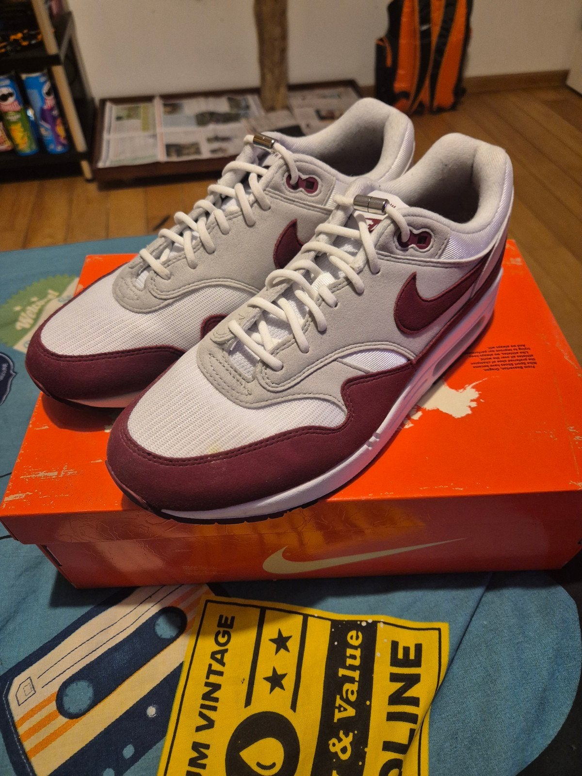 Nike Air Max 1 '87 Stranger Things Steve Harrington, Nike air max, Overige kleuren, Ophalen of Verzenden, Sneakers of Gympen