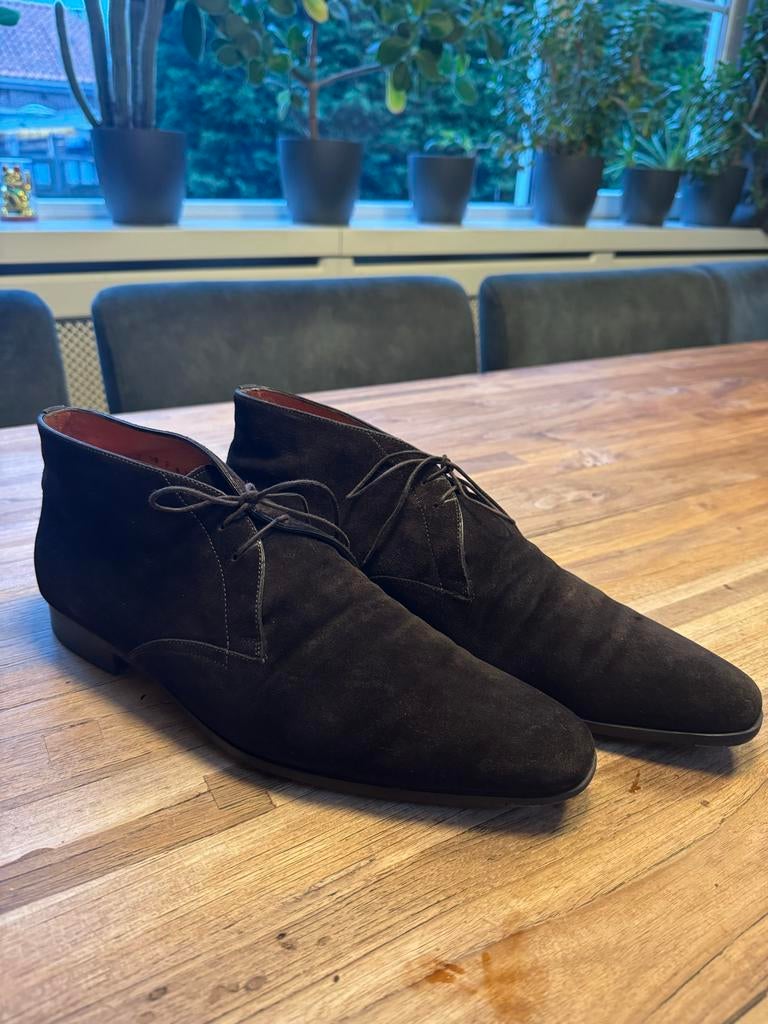 Santoni bruine suède chukkas, zeer goed, maat 9,5 (43,5), Ophalen of Verzenden, Zo goed als nieuw, Bruin, Boots