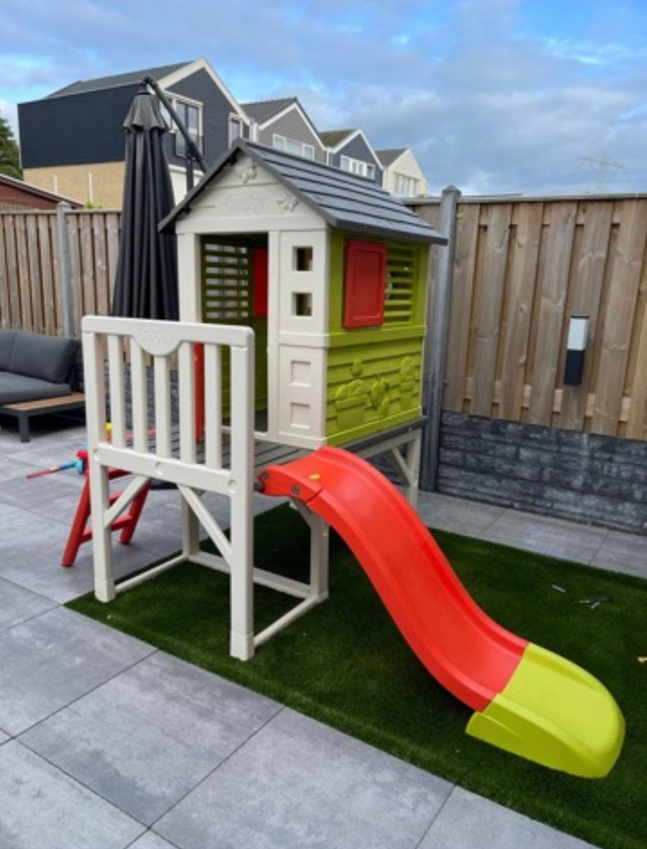 Smoby speelhuis met glijbaan, Ophalen, Zo goed als nieuw, Glijbaan