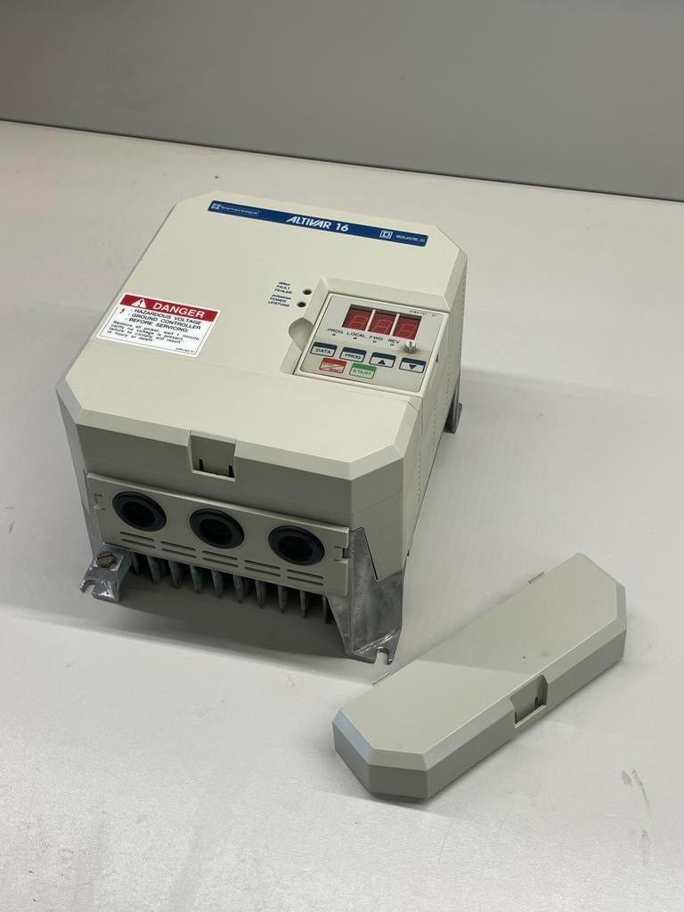 Telemecanique Altivar 16 frequentieregelaar (0,75 kW), Ophalen of Verzenden, Zo goed als nieuw