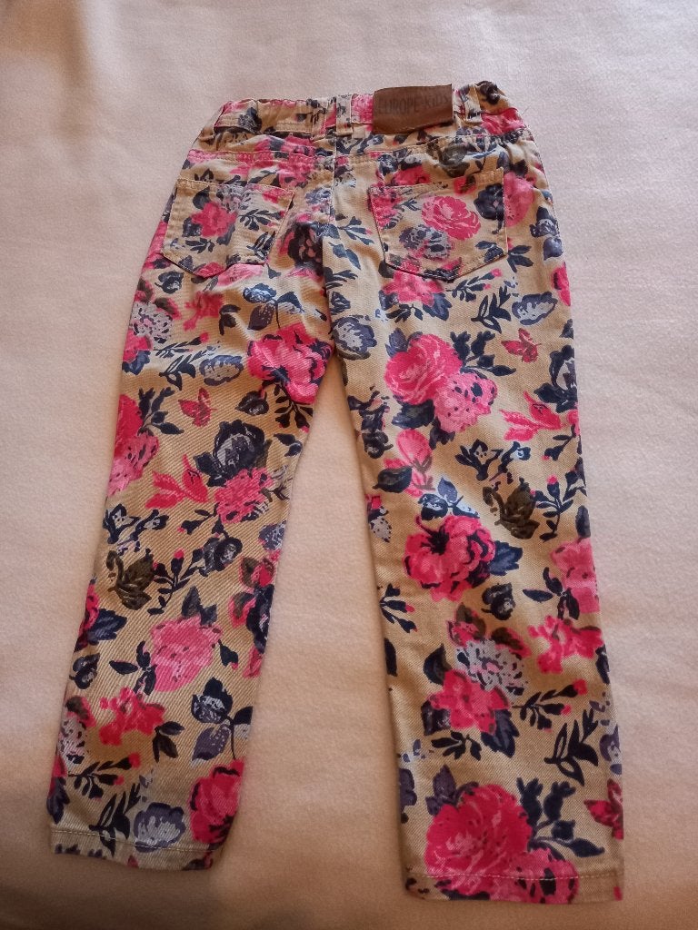 4 broeken mt  98, Ophalen of Verzenden, Zo goed als nieuw, Maat 98