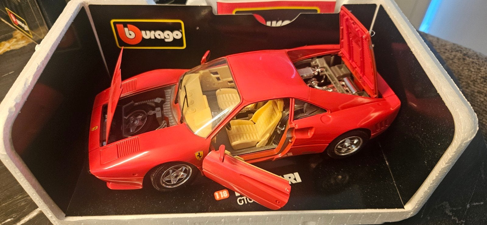 Burago Ferrari GTO (1984) Schaalmodel 1:18, Ophalen of Verzenden