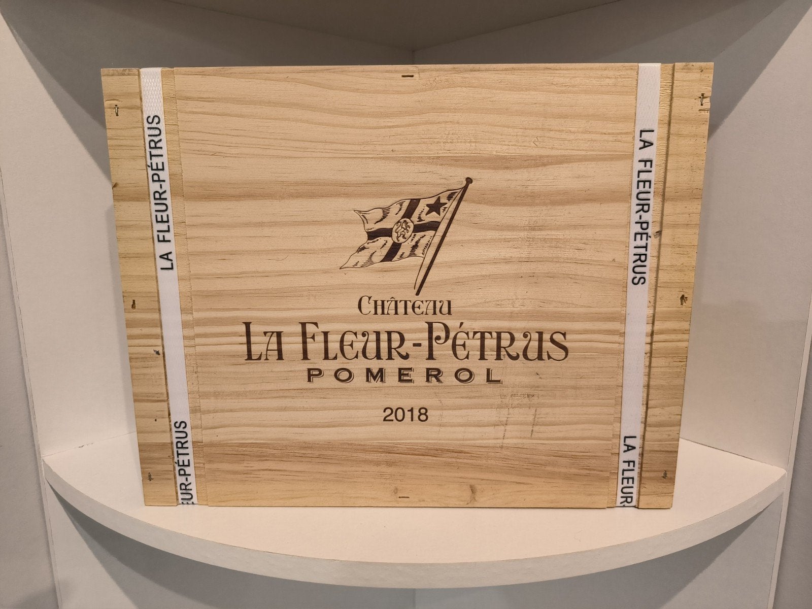3 x Château Lafleur Petrus 2018 in een doos, Verzamelen, Verzenden, Frankrijk, Zo goed als nieuw, Rode wijn