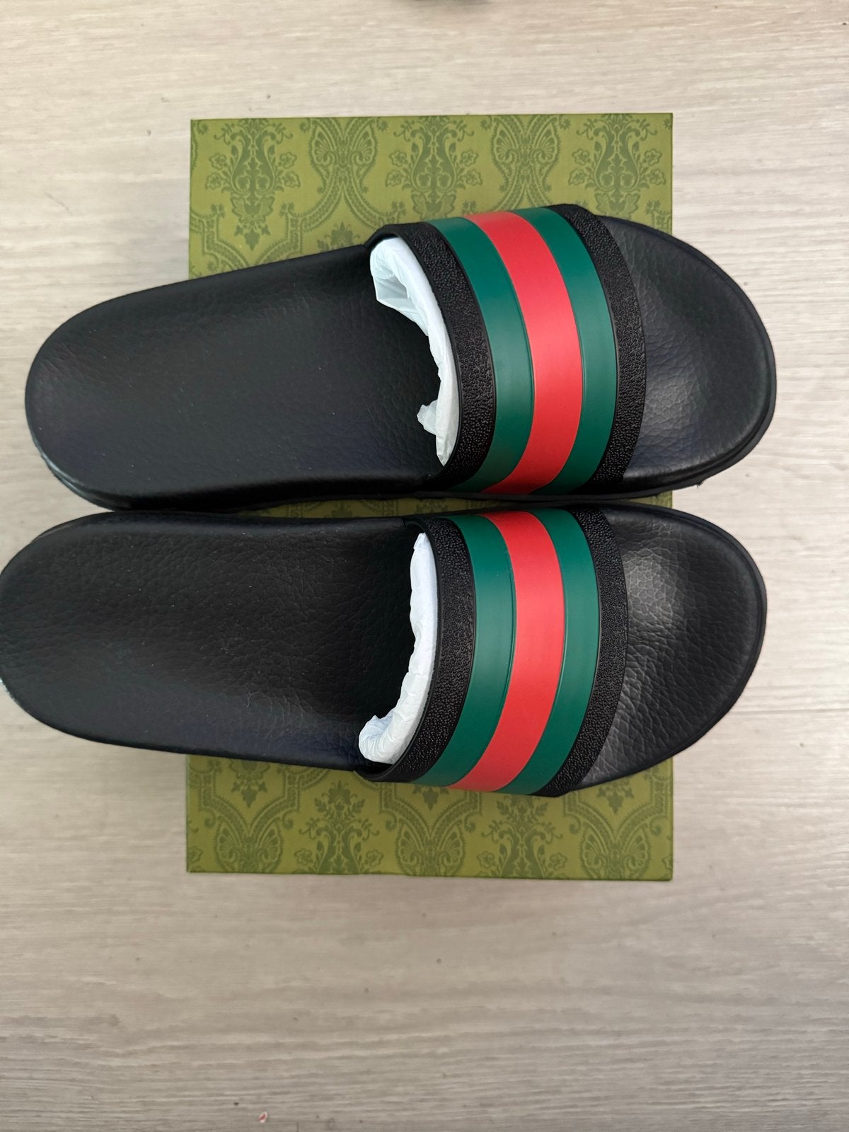 Gucci Slippers - Zwart met Groen/Rood streep, Slippers, Zwart, Nieuw, Ophalen of Verzenden