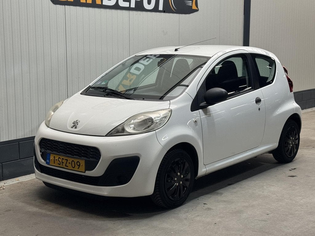 Peugeot 107 1.0 Access Basic Vol Jaar APK Technisch Goed, Voorwielaandrijving, Euro 5, Stof, Gebruikt