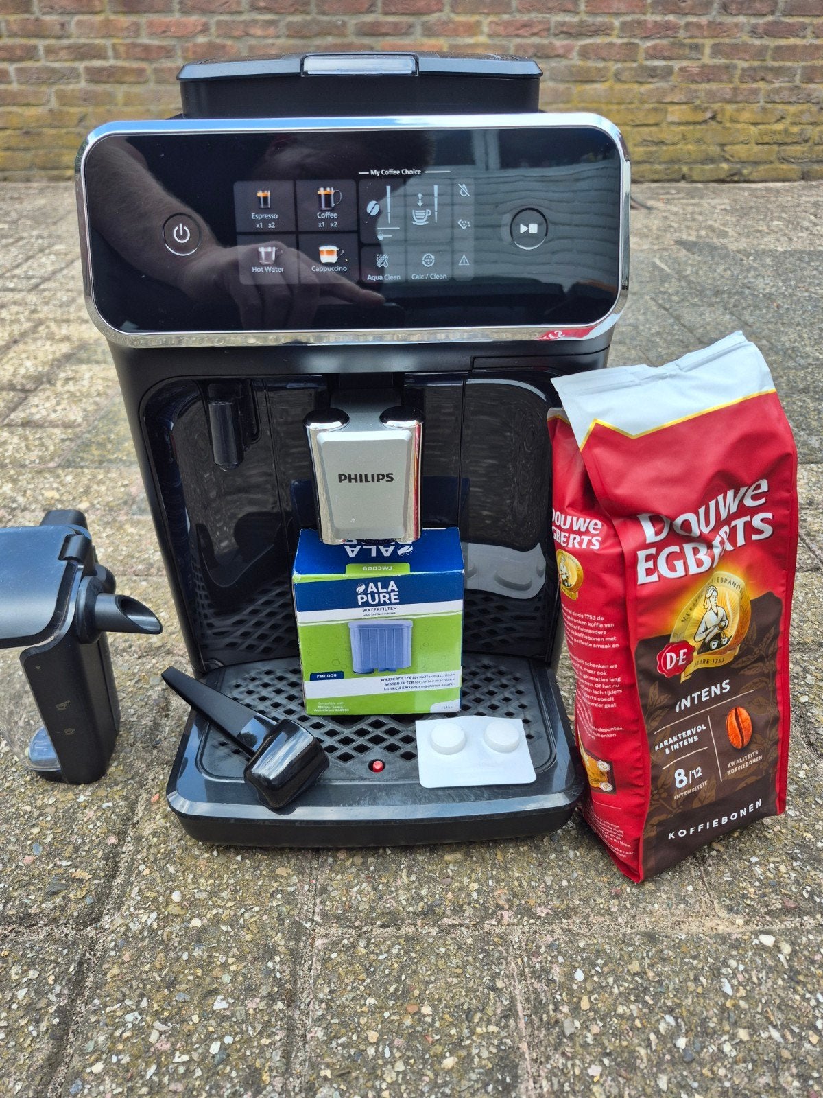 Philips lattego 2300 in nette staat + startpakket, Ophalen of Verzenden, Koffiemachine