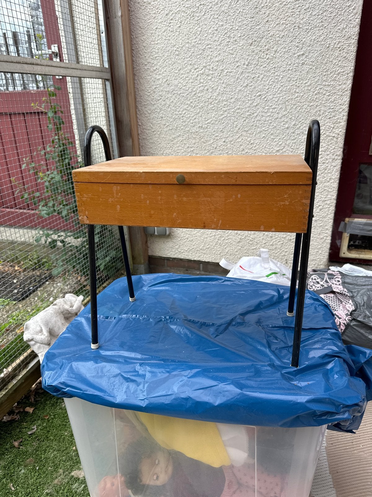 Vintage Naaikistje met Rode Binnenkant, Ophalen
