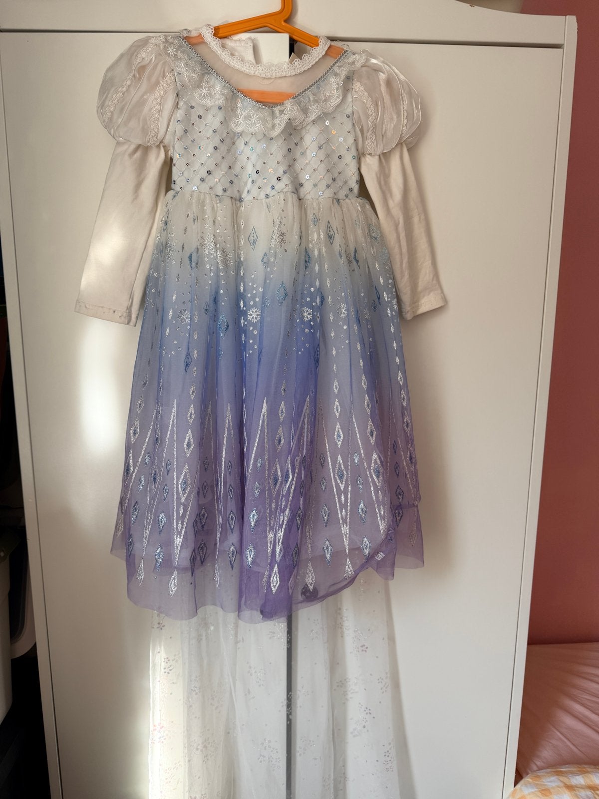 Elsa Frozen jurk maat 110 - Zo goed als nieuw, Kinderen en Baby's, Kinderkleding | Maat 110, Ophalen, Zo goed als nieuw, Meisje