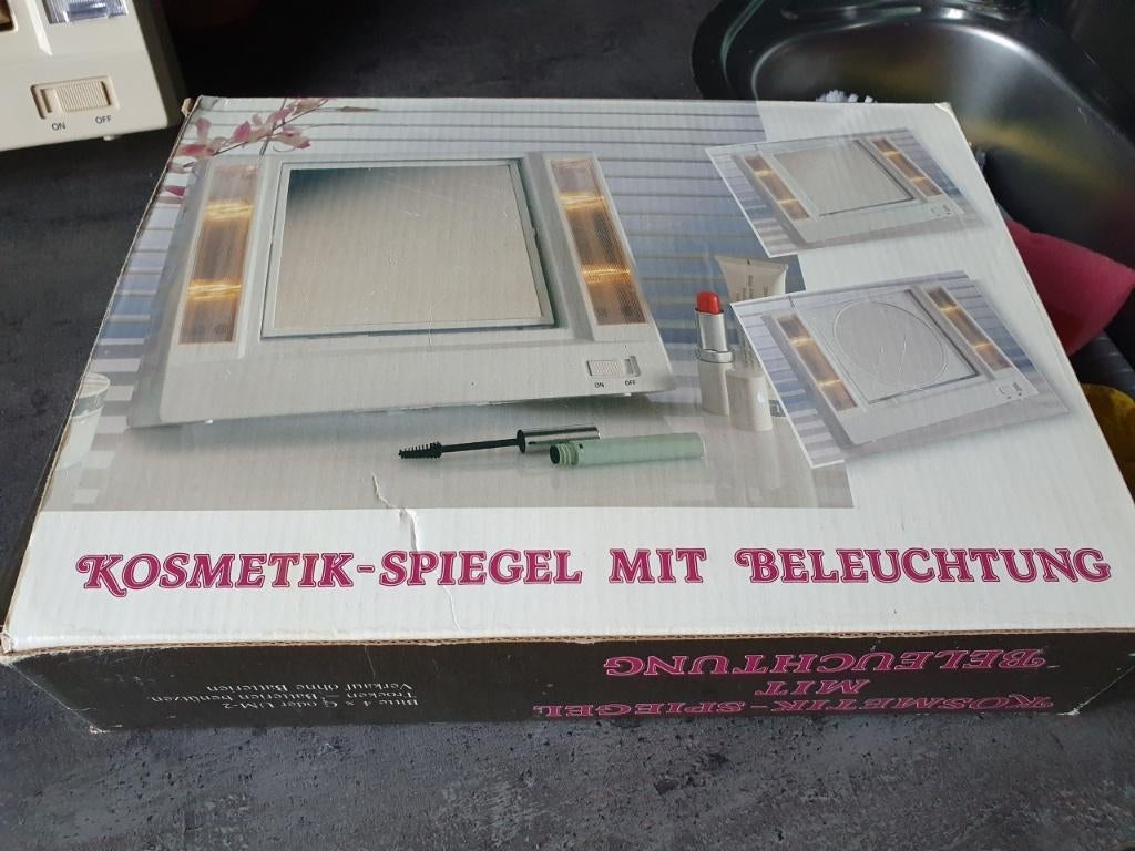 Nieuwe vintage spiegel make up spiegel met verlichting, Ophalen of Verzenden