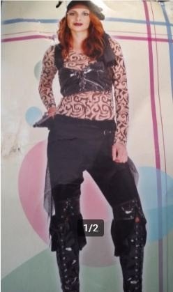5 delig Tattoo Piraat Dame outfit mt S/M, Maat 38/40 (M), Carnaval, Nieuw, Ophalen of Verzenden