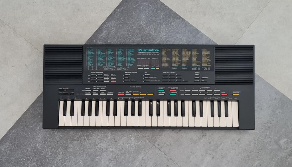 Yamaha PSS-480 GERESERVEERD, Muziek en Instrumenten, Keyboards, Zo goed als nieuw, 49 toetsen, Yamaha, Midi-aansluiting, Ophalen of Verzenden