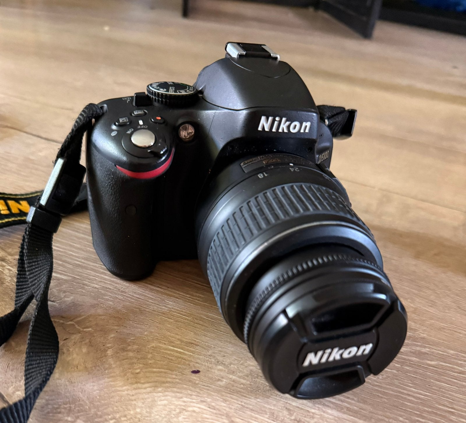 Nikon D5100, Ophalen, Zo goed als nieuw, Nikon, Geen optische zoom
