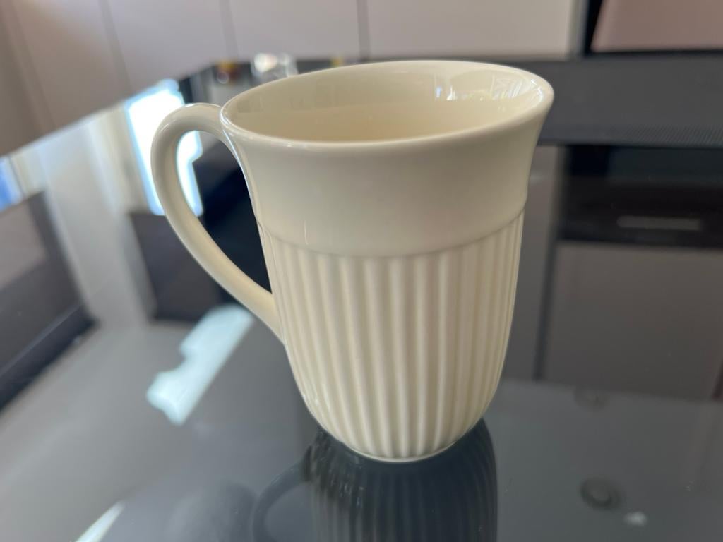 Wedgwood Edme grote mok, Rond, Ophalen of Verzenden, Zo goed als nieuw, Minder dan 25 cm