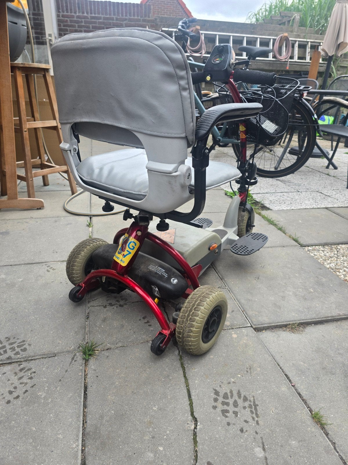 Shoprider scootmobiel inclusief lader. Deze week €150!!!!, Diversen, Brommobielen en Scootmobielen, Ophalen, Gebruikt, Shoprider