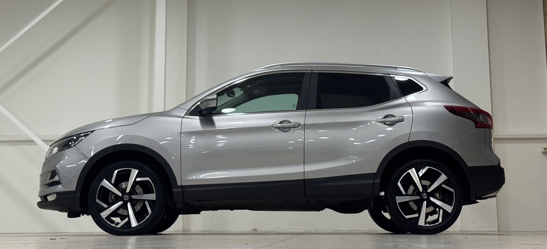 Nissan Qashqai 1.2 Tekna + 1e Eigenaar!, Voorwielaandrijving, Gebruikt, 4 cilinders, 116 pk