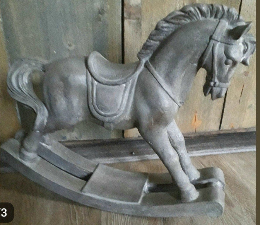 Hobbelpaard/ beeld hobbelpaardje, Ophalen, Zo goed als nieuw