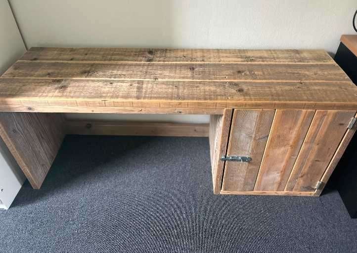 steigerhouten kinderbureau, Ophalen, Zo goed als nieuw, Tafel(s)