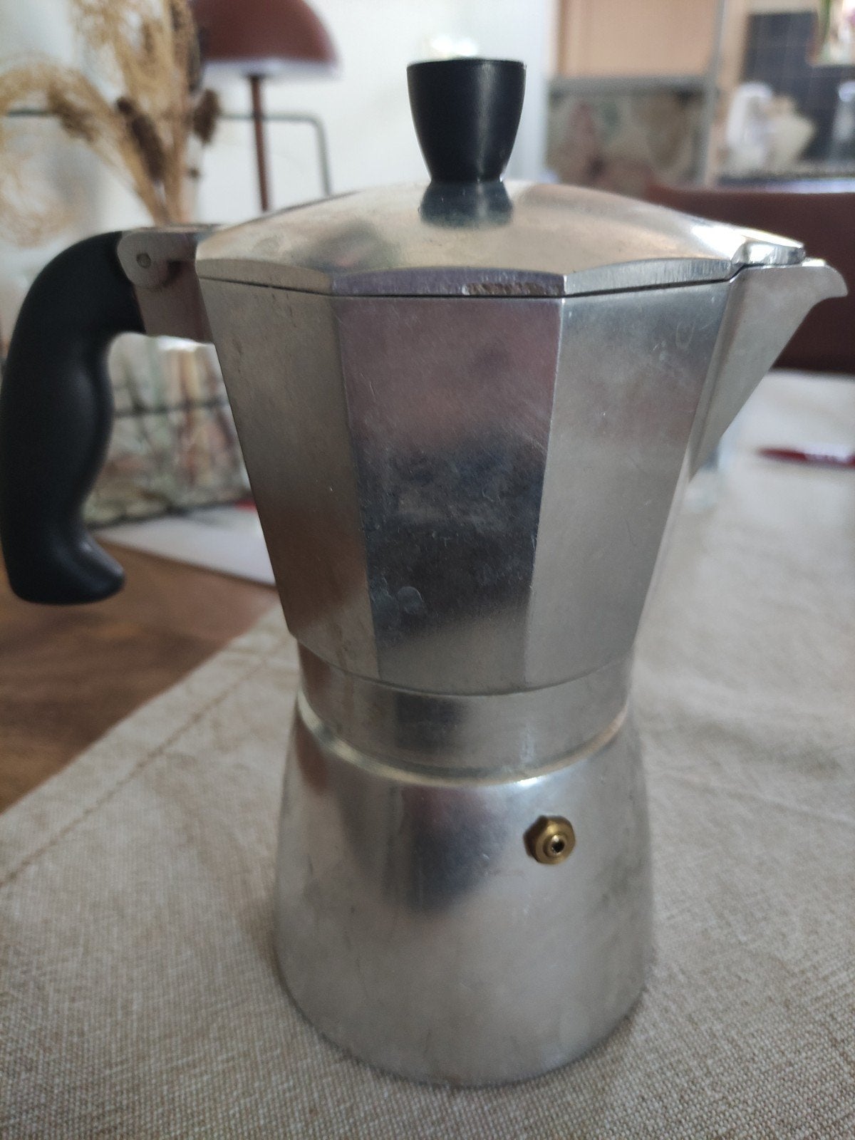 Blokker Moka Pot - Aluminium Koffie percolator, Ophalen of Verzenden, Gebruikt