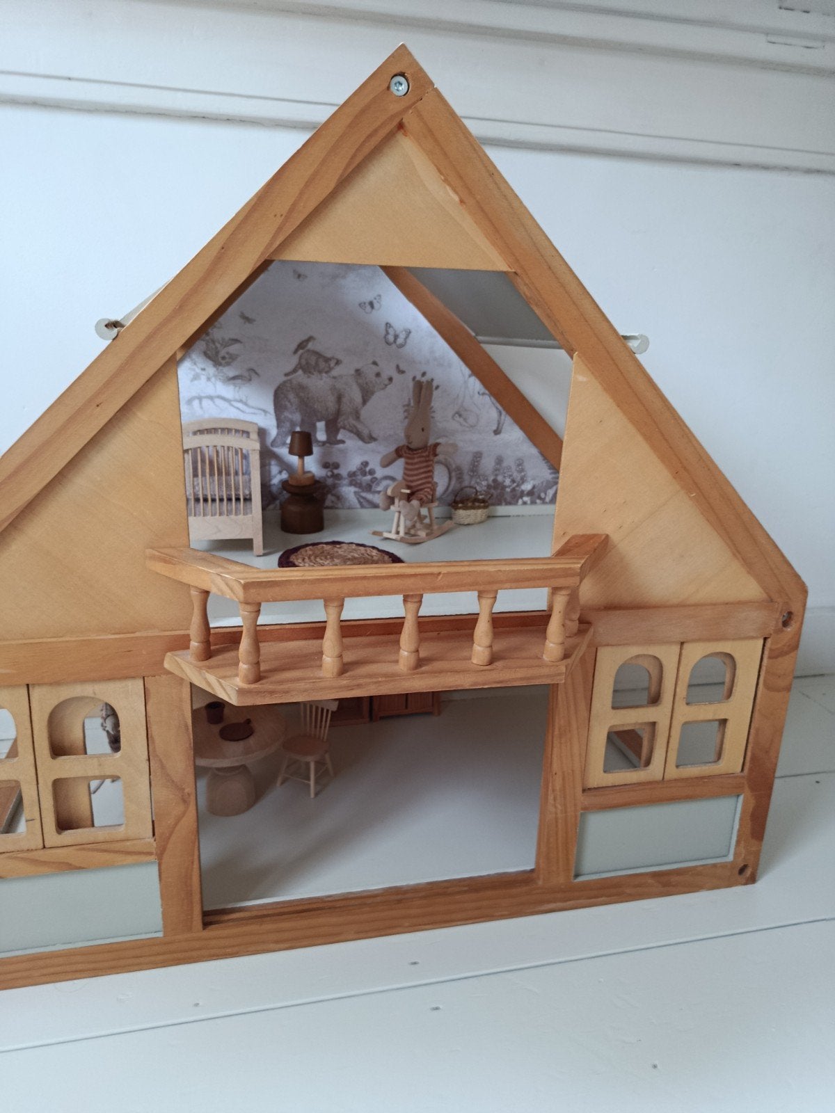 Poppenhuis | Houten speelgoed huis uniek incl meubels, Ophalen, Zo goed als nieuw, Poppenhuis
