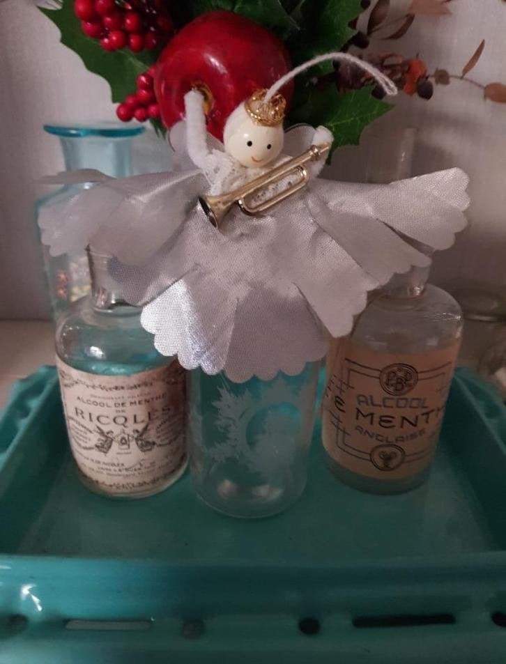 Vintage kersthanger engeltje met trompet KERST, Gebruikt, -, -, Ophalen of Verzenden