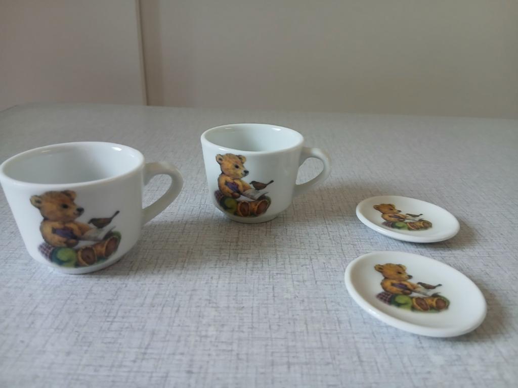 Schattige mini kopjes en schoteltjes met teddybeer, Verzamelen, Ophalen of Verzenden, Zo goed als nieuw