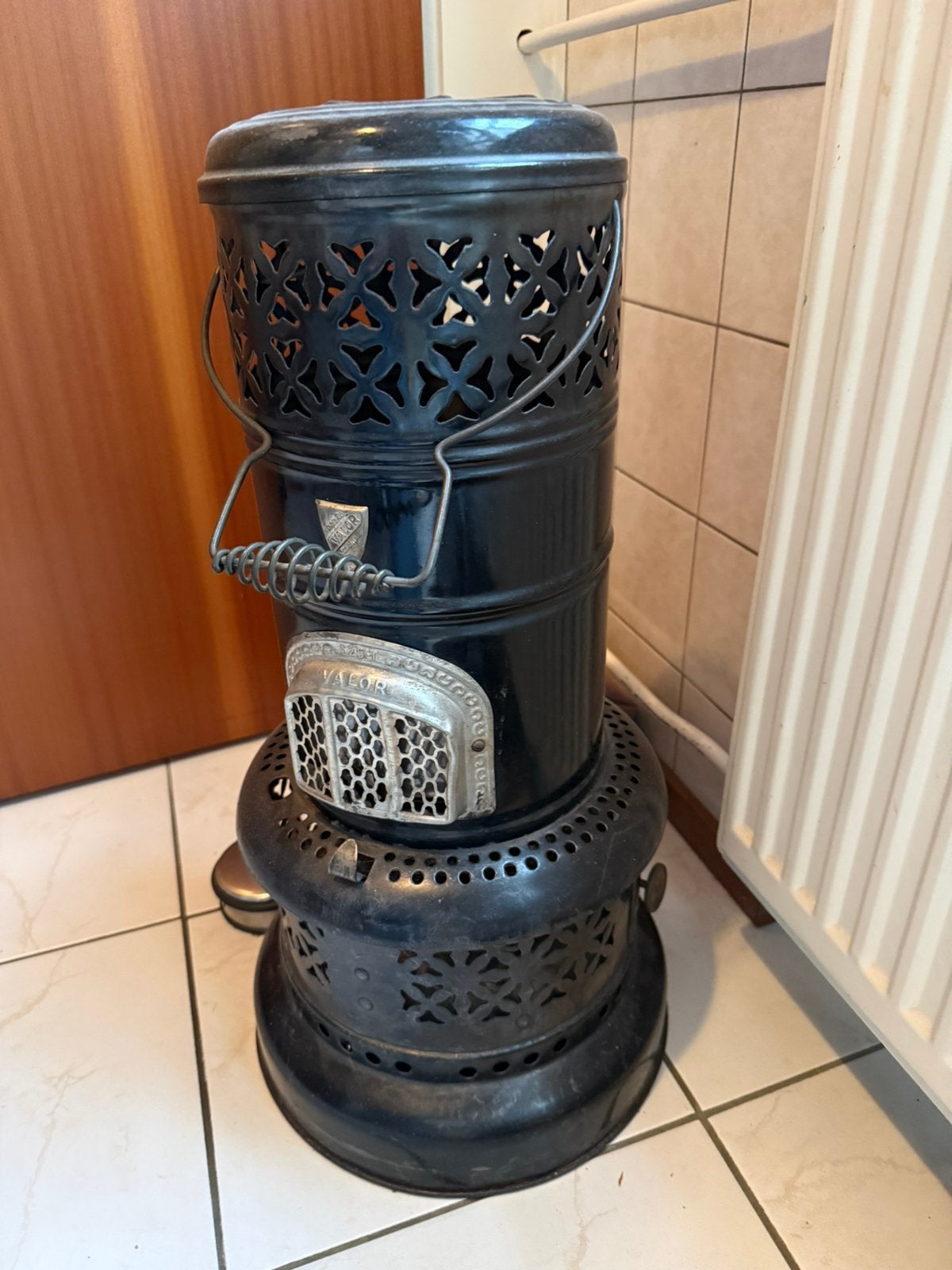 Vintage Valor 525-R petroleumkachel, Huis en Inrichting, Kachels, Ophalen, Zo goed als nieuw, Hout