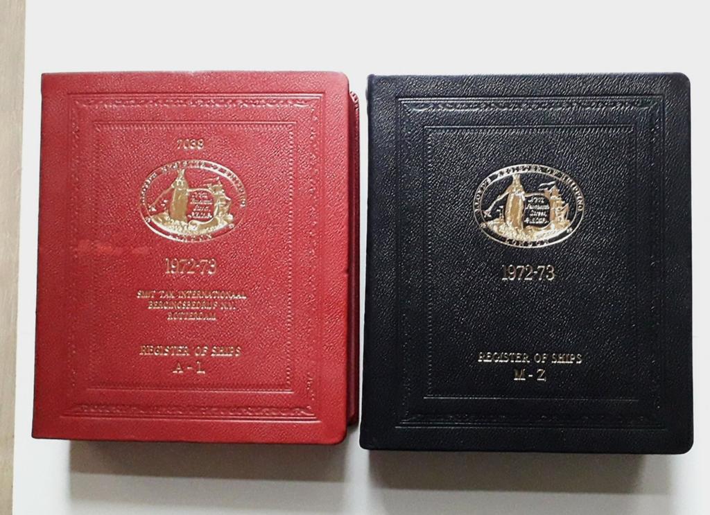 2 Delen van Lloyds Register of Ships 1972-1973., Ophalen of Verzenden, Zo goed als nieuw, Boek of Tijdschrift