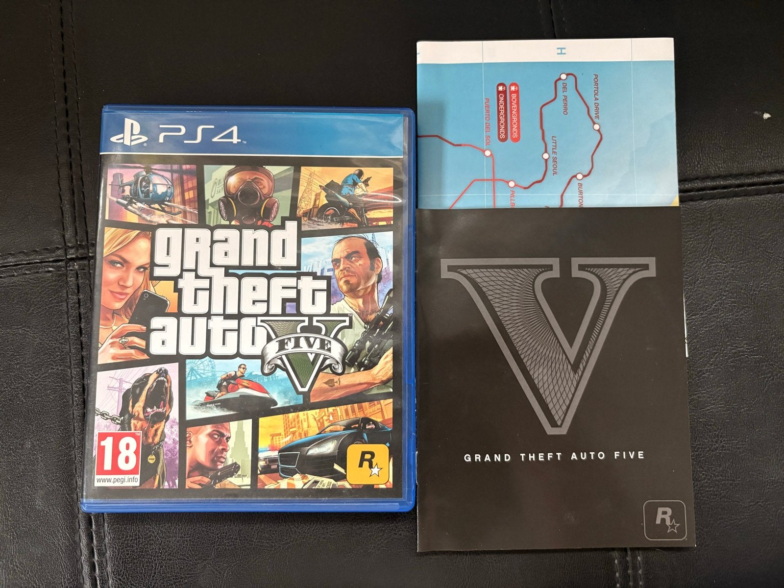 Grand Theft Auto V (GTA 5) PS4 met kaart, Spelcomputers en Games, Games | Sony PlayStation 4, Ophalen of Verzenden, Zo goed als nieuw
