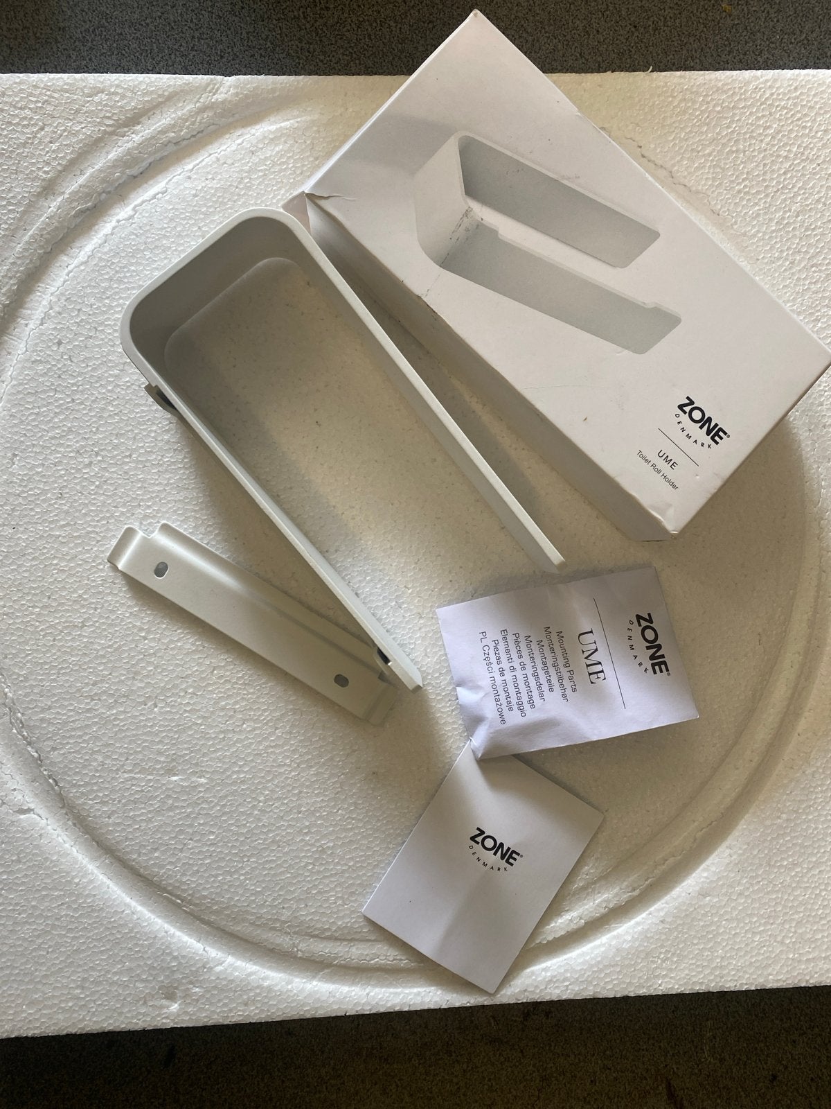 Nieuwe Zone Denmark UME Toiletrolhouder Wit Aluminium, Toilet-accessoire, Onbekend, Nieuw, Ophalen of Verzenden