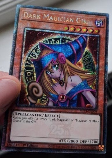Yu-Gi-Oh! Dark Magician Girl 1st Edition QCSR NM, Hobby en Vrije tijd, Verzamelkaartspellen | Yu-gi-Oh!, Ophalen of Verzenden